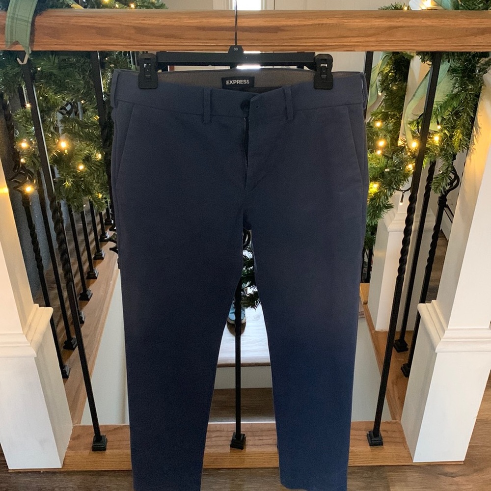 Men’s 29x30” dress pants- two pair- Blue Express chinos  and Apt 9 black dress.